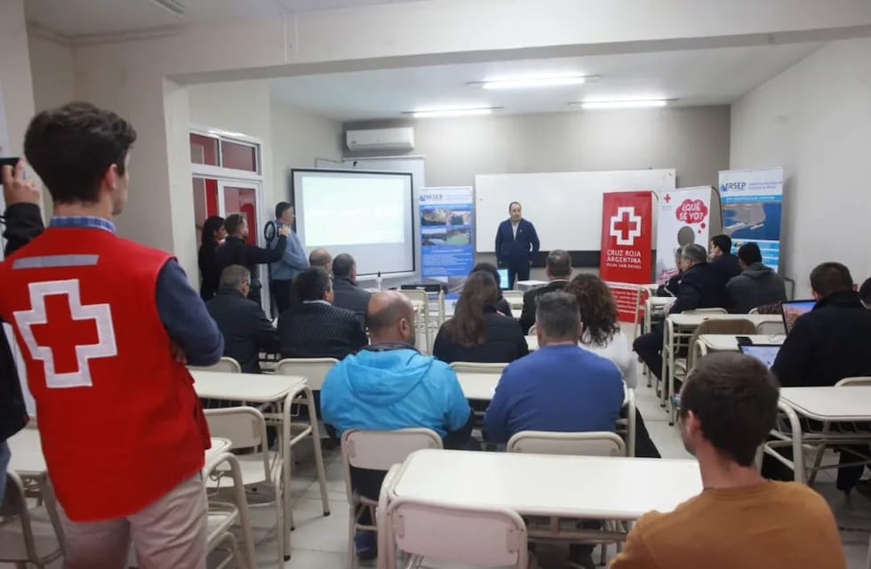 La Cruz Roja ofrece cursos para docentes con puntaje de la DGE