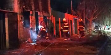 Falleció una pareja  y su hijo de 5 años en un incendio en Bahía Blanca.