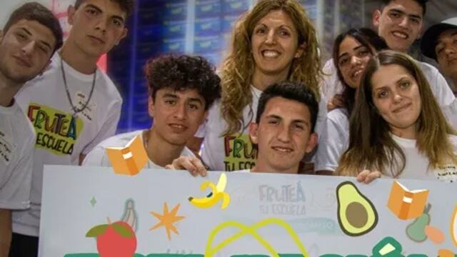 Alumnos de Puerto Piray ganaron el concurso nacional “Fruteá tu escuela”