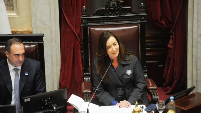 Victoria Villarruel (Federico Lopez Claro).