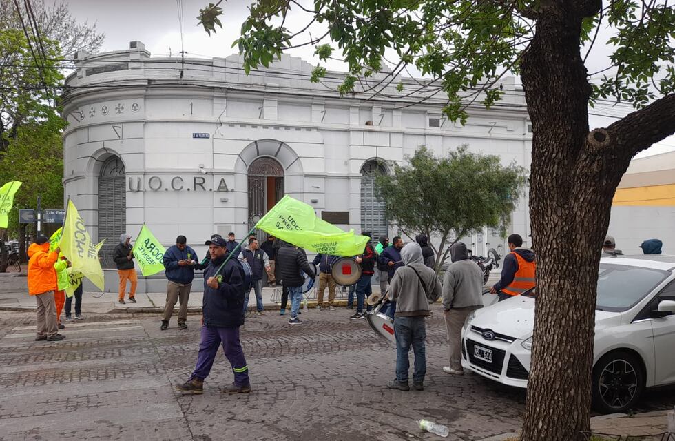 Reclamos de afiliados de la UOCRA: piden cambios en conducción en Rafaela