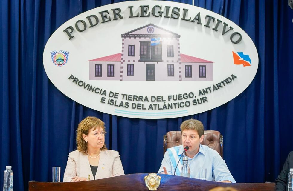 “A pesar del contexto de ajuste y negatividad que hoy vivimos, estamos convencidos que en Tierra del Fuego tenemos un futuro”