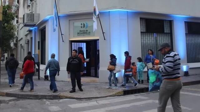 Por efectos de una resolución del Juzgado Nacional de Primera Instancia del Trabajo nº 65, y hasta tanto se resuelva la cuestión de fondo, el Estado Provincial podrá avanzar con la liquidación y disolución del ex Banco de Desarrollo S.E., se informó.