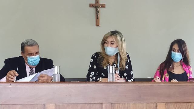 La jueza María Margarita Nallar preside el Tribunal en lo Criminal 3 de Jujuy que juzga a tres sujetos por el femicidio de Iara Rueda.