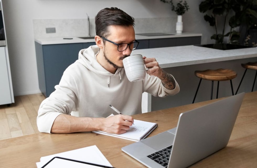 Empleo remoto y pagan 72.000 dólares al año: cómo aplicar