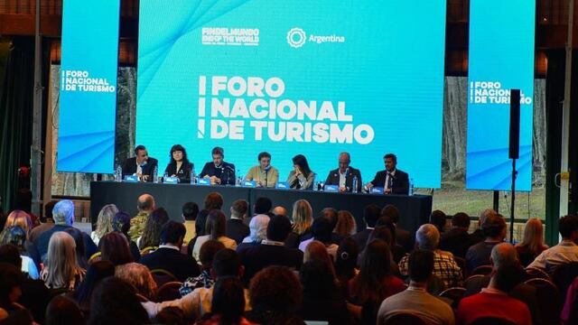 La Municipalidad de Ushuaia acompañó el Foro nacional de Turismo 2023