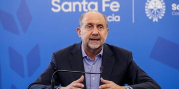 Perotti señaló que la distribución debe ser "más federal"