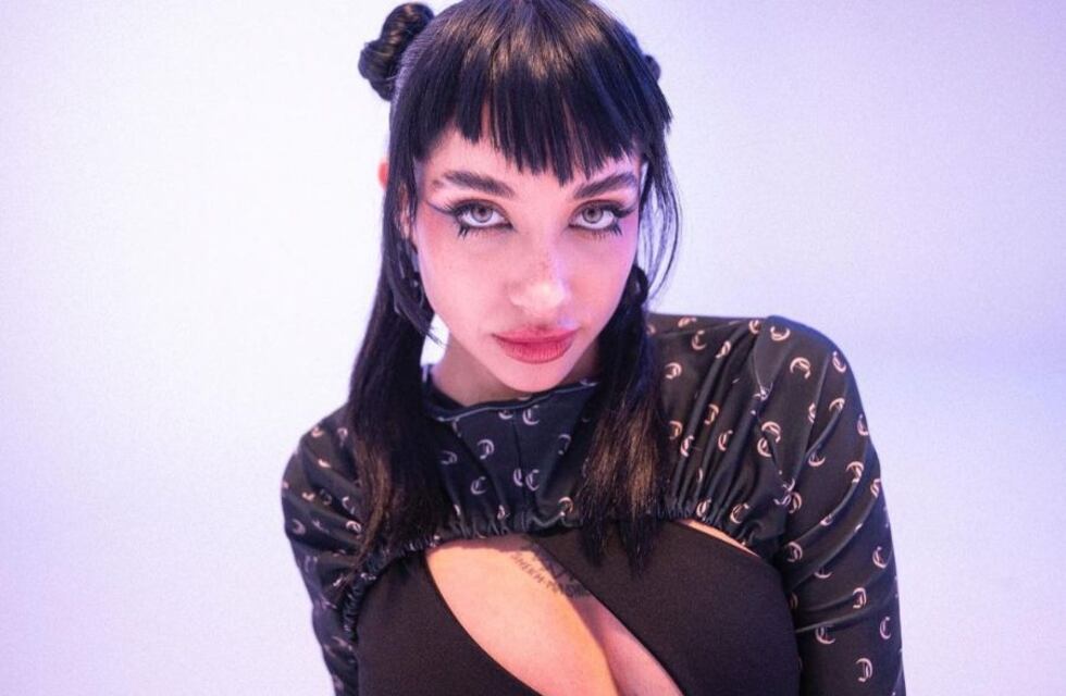 El look total denim de María Becerra que fue furor en TikTok: “Ultra lento”
