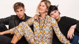 Así está hoy Salvador, el hijo de Dolores Barreiro: tiene 19 años y está de novio con la sobrina de una famosa