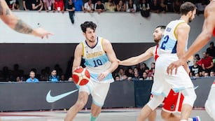 Leandro Bolmaro no estará con la selección argentina en la concentración de julio en Alicante. (Prensa Fiba)
