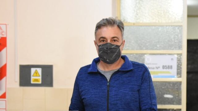 Luis Castellano emitió su voto