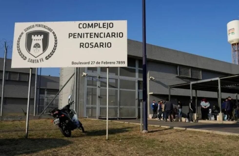Insólito: un preso se tragó una bombilla de mate y lo operaron de urgencia en la cárcel de Rosario