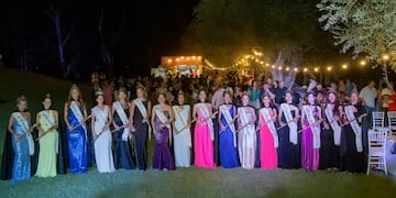 Las 12 candidatas de los distritos de Maipú fueron las protagonistas de la Vía Blanca maipucina.