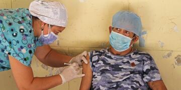 Concluyó la vacunación contra coronavirus en geriátricos de Rosario y Santa Fe (Gobierno de Santa Fe)