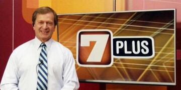 Rojkes se destacó con la conducción del informativo en Canal 10 y luego en su programa periodístico “A las 7”, que se emitía en horas de la mañana en Canal 8.