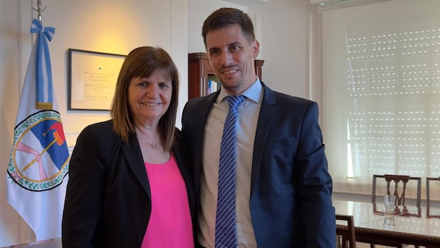 La Ministra de Seguridad de la Nación, Patricia Bullrich y el intendente de Rafaela, Leonardo Viotti