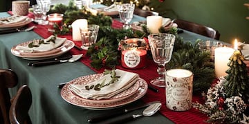 Cómo son las nuevas tendencias para decorar las mesas para la próxima Navidad