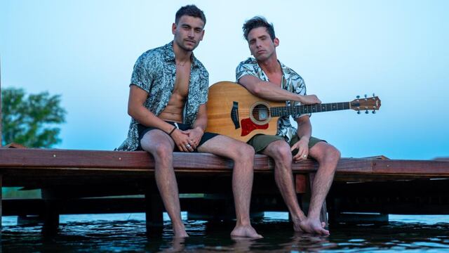 El dúo pop está en Mendoza para dar su próximo show, pero mientras tanto muestran algunos detalles del detrás de escena de su viaje en las redes sociales.