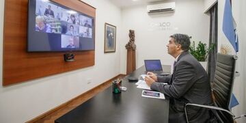 El gobernador Capitanich encabezó la reunión del Comité de Evaluación, Seguimiento y Monitoreo de la Emergencia Sanitaria.