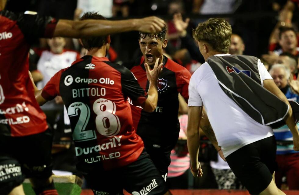 Román Bravo firmó contrato en Newell’s y habló de la muerte de su hermano