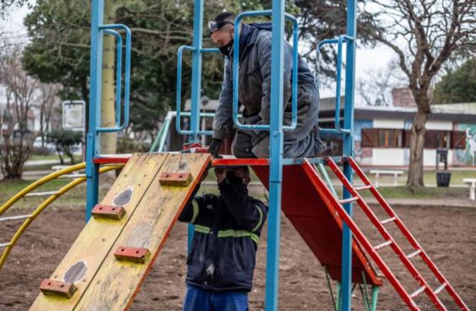 La Municipalidad realiza trabajos de mejoras en la Plaza de la Revolución