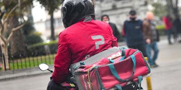 No avanzó el proyecto que buscaba regular a las apps de deliverys, Foto: Pedro Castillo / Archivo.