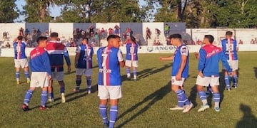 Rosario cayó ante Libertad y quedó afuera de la lucha por el ascenso.