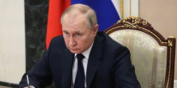 Desde Estados Unidos afirman que Vladimir Putin estaría enojado y frustrado por el no avance en la guerra.