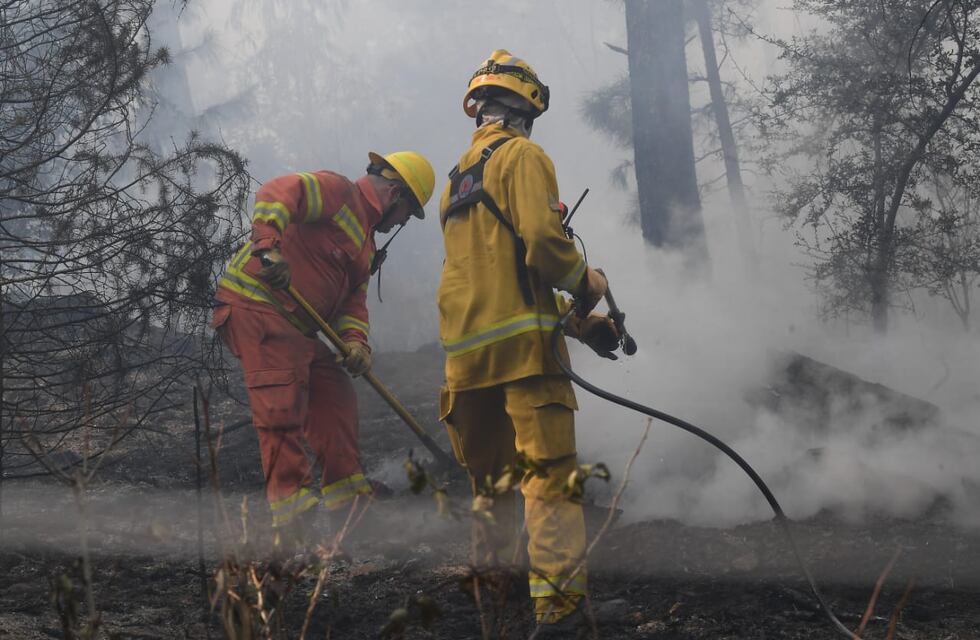 Contuvieron el incendio en El Durazno: estiman que se quemaron más de 12 mil hectáreas