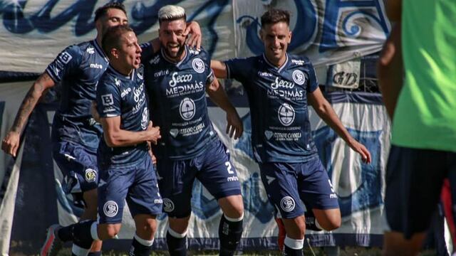 Independiente Rivadavia sigue en zona de clasificación al Reducido y sueña con el ascenso en la Primera Nacional.