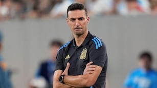 El DT Lionel Scaloni en el partido ante Chile. (AP).