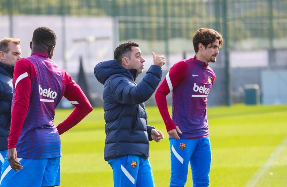 Barcelona: Xavi comenzó su ciclo como nuevo entrenador