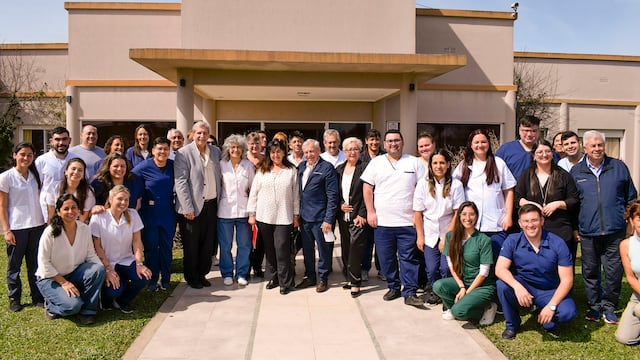 Se inauguró el Hogar de Abuelos de Colón