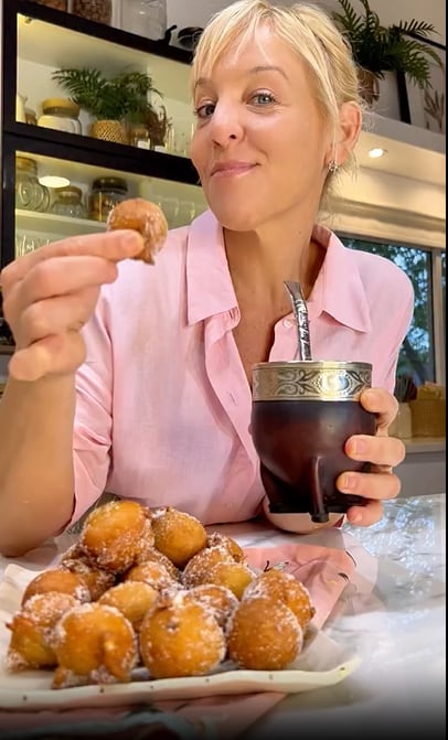 Cómo hacer los buñuelos caseros de banana de Jimena Monteverde: la receta perfecta para reutilizar las bananas maduras