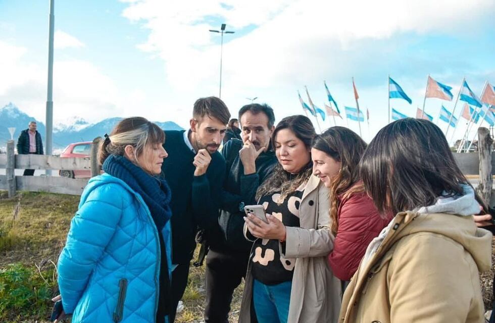 La Municipalidad de Ushuaia y Cultura de Nación recorrieron los murales del EMUSH en la ciudad