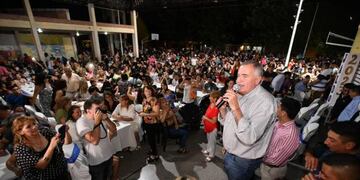 Jaldo participó de una cena de fin de año con organizaciones.