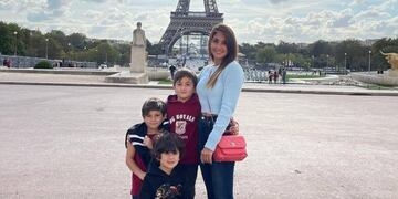 La influencer tiene tres hijos fruto de su relación con una de las estrellas de París Saint-Germain (PSG).