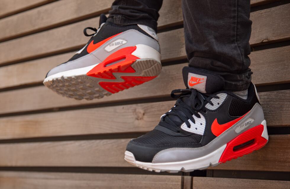 ¿Conviene comprar en Chile?: esto es lo que valen unas zapatillas Nike para el Día del Padre