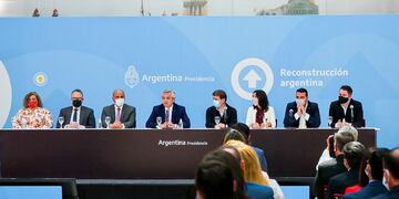 Se anunció la ampliación del Subrégimen Industrial y la creación de un fondo para fortalecer la matriz productiva