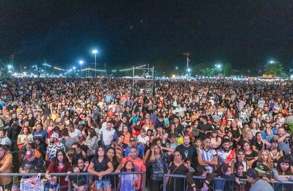Más de 40.000 personas disfrutaron el Carnaval en Parque Canota