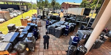 La PSA incautó mercadería de contrabando valuada en más de $265 millones en Puerto Iguazú.