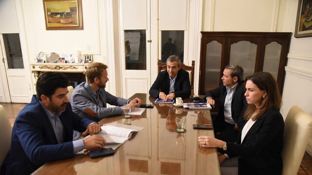 El titular del Palacio de los Leones se reunió con los titulares de la Procunar y la Procelac.
