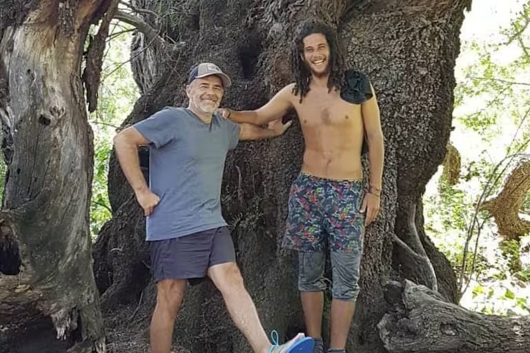 Así esta Momo Weich, el hijo hippie de 31 años de Julián Weich que vive en Córdoba