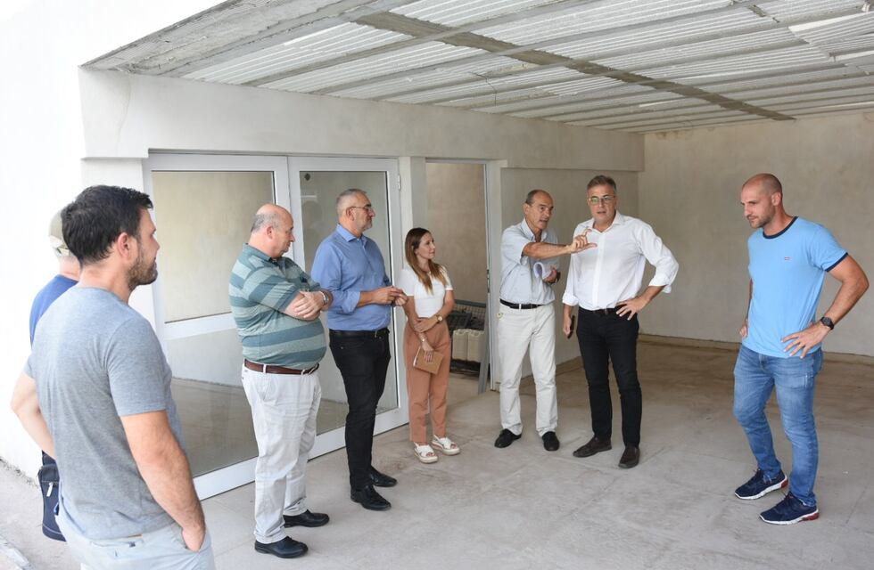 Independiente avanza en la climatización de su pileta