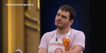 Rodrigo Salcedo hizo un inoportuno comentario sobre los chefs, y el jurado de MasterChef no lo perdonó