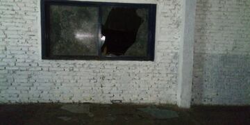 Robo y vandalismo en una iglesia de Eldorado.