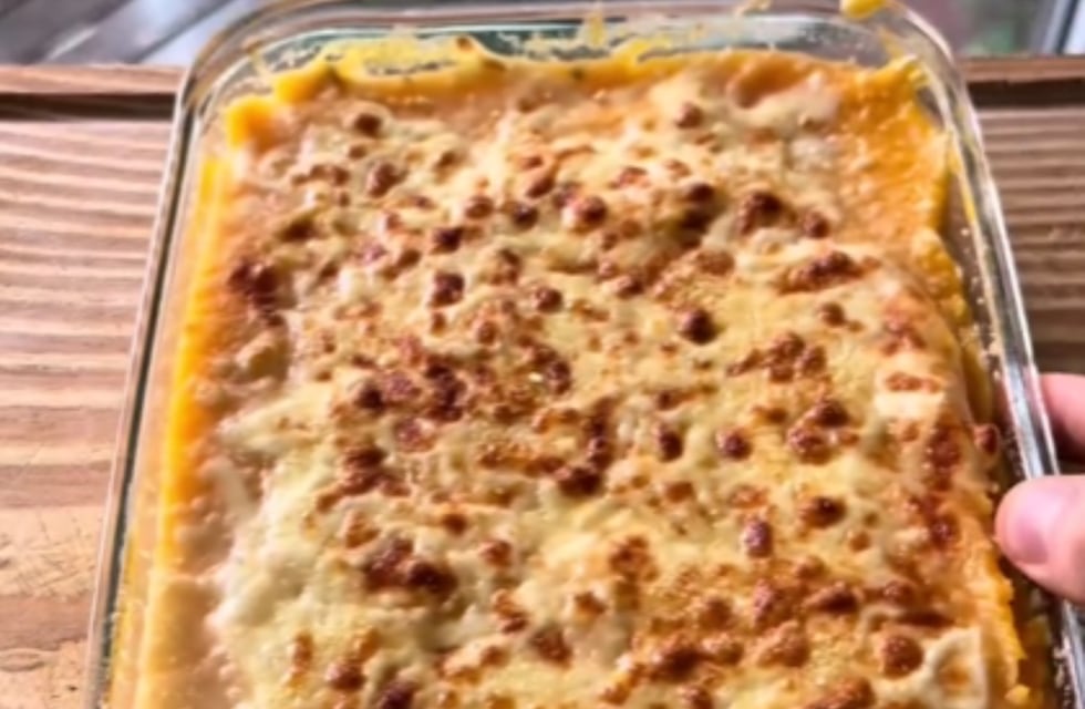 La versión saludable de un clásico: cómo hacer pastel de calabza y pollo con menos de 10 ingredientes