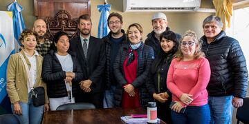 Funcionarios y profesionales de la Secretaría municipal de Desarrollo Humano presentaron la aplicación IncluApp a concejales de San Salvador de Jujuy.