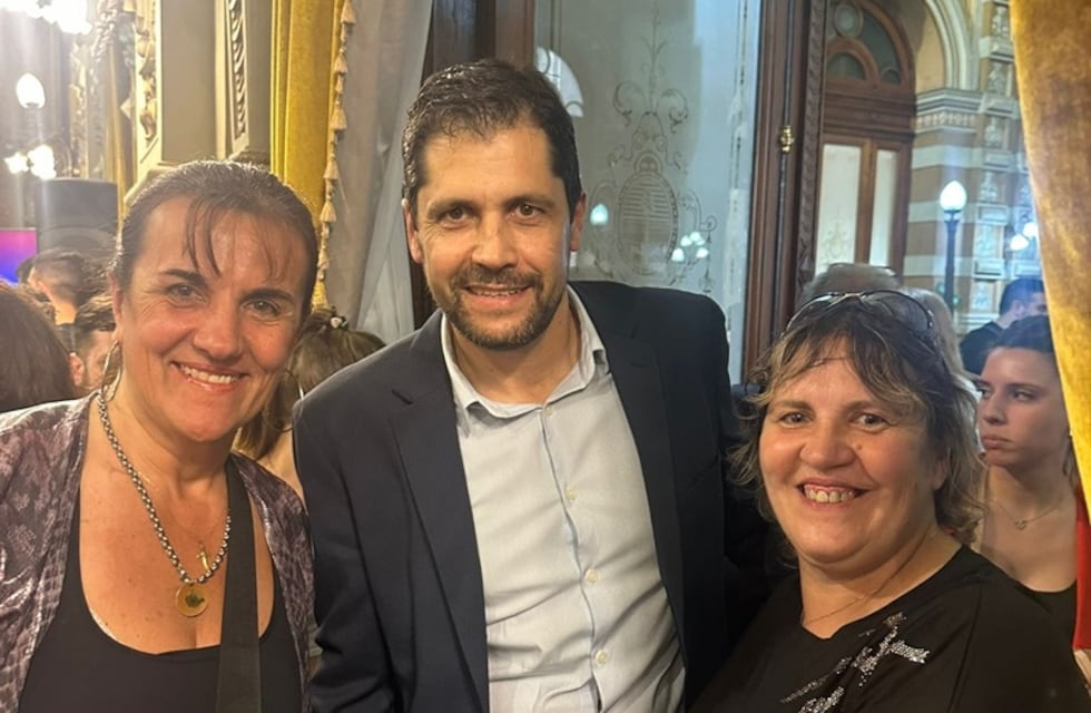 El Consejo Escolar de Tres Arroyos participó de la presentación del Primer Recetario Bonaerense del Servicio Alimentario Escolar