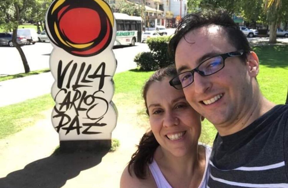 María y Javier, la pareja que dejó atrás su vida en Buenos Aires porque se enamoró de Carlos Paz